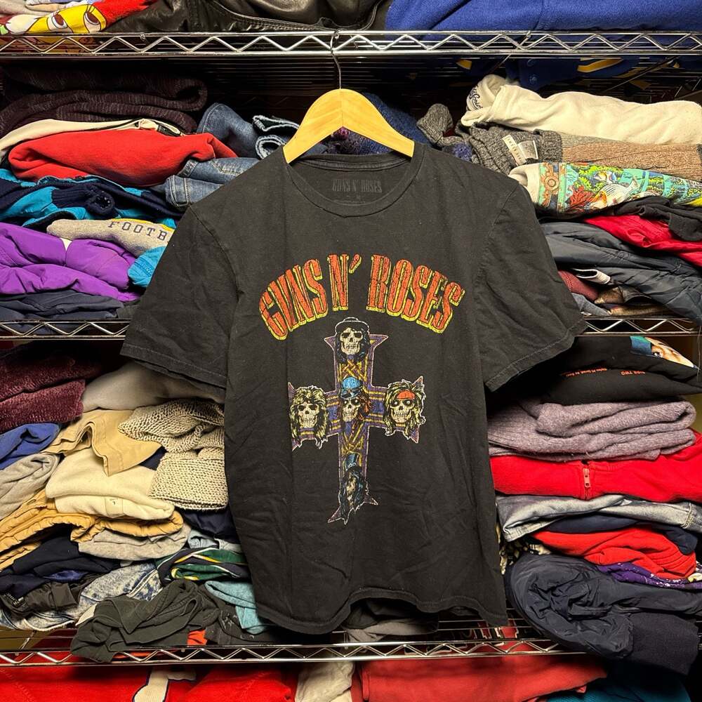 Guns N' Roses Appetite For Destruction Cross Graphic T-Shirt Size Medium